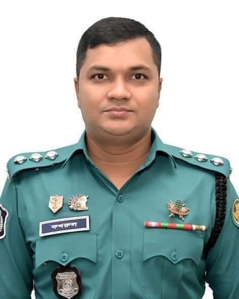 এপিবিএনএ'র অতিরিক্ত পুলিশ সুপার ফখরুলসহ ৬ জনের বিরুদ্ধে মামলা যশোর আদালতে