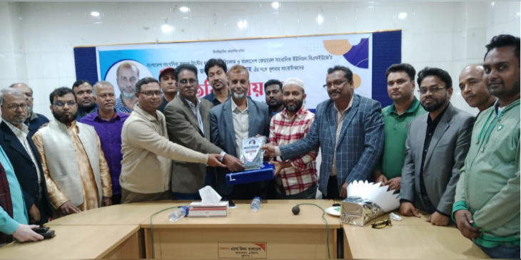 অস্বচ্ছল প্রবীন সাংবাদিকদের মাসিক ভাতা দেয়া হবে