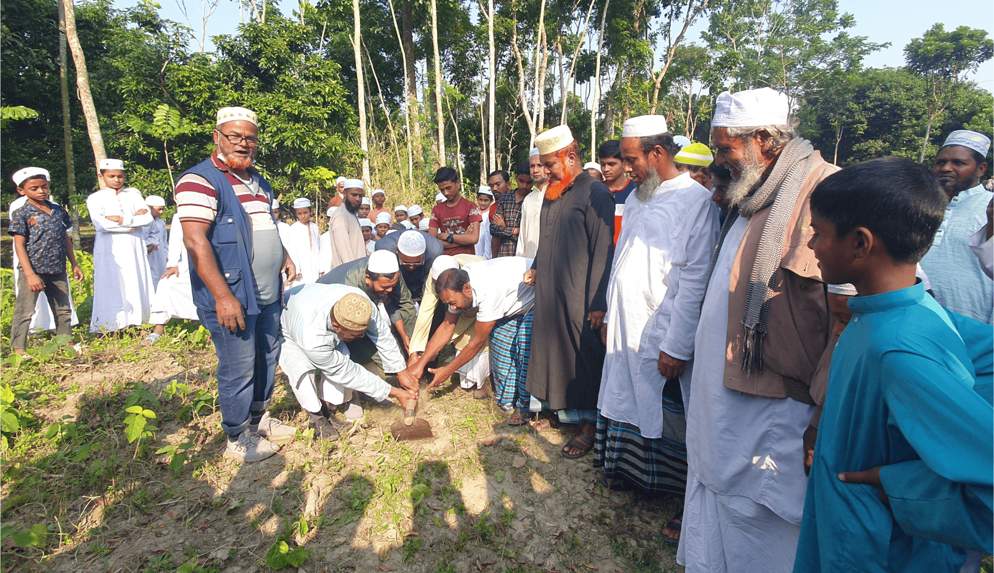 ঝিকরগাছায় উদ্ভাবক মিজানের মডেল মসজিদের নির্মাণ কাজ শুরু